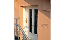 ADLO – Bezpečnostní dveře ADUO, prosklené P372, atyp výška, AQUA