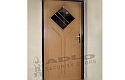 ADLO – Bezpečnostní dveře ARDEN, prosklené P450, povrch Sprela, do exteriéru