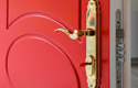 ADLO - Bezpečnostní dveře ADUO, Profilové F153, Color, bezpečnostní kování R4 ozdobné Titan lesklý