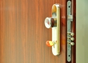 ADLO - Bezpečnostní dveře LISTEO, povrch dveří Poplastovaný plech DL 05