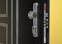 ADLO - Bezpečnostní dveře ADUO, design Lištované LP553, lišta plochá Anticor