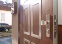 ADLO - Exteriérové ​​Termo dveře Lisbeo, design Lištované L 350, lišty anticor, dvoubarevné