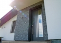 ADLO - Exteriérové Termo dveře TESIM, prosklené PS 370, atyp madlo, povrch dveří RAL 7015