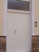 ADLO dvoukřídlé bezpečnostní dveře ARDEN, plné s nadsvětlíkem, rozměr sestavy 140/260cm